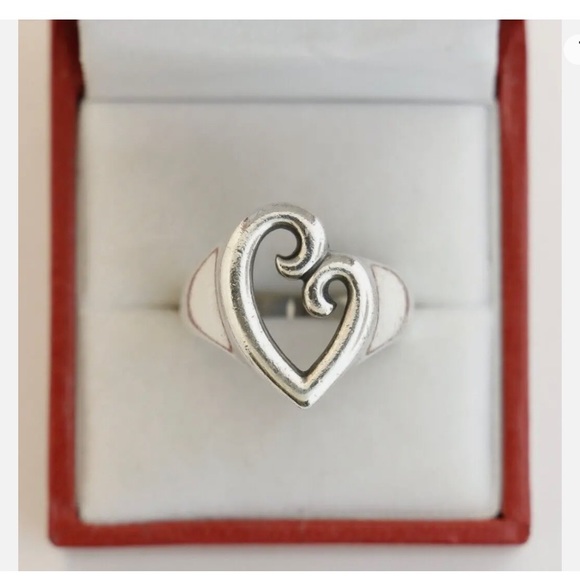 Beautiful James Avery Sterling Silver Mother's Love Heart Ring Size 7.5 - Picture 2 of 6